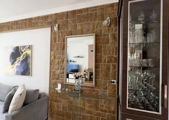 Nikos & Eleni Maisonette * Néa Fókaia