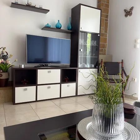 Nikos & Eleni Maisonette Apartment Néa Fókaia