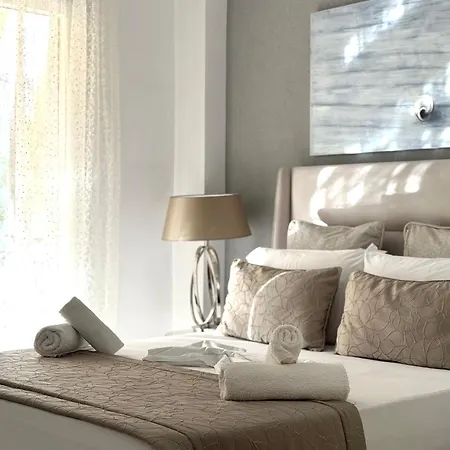 Nikos & Eleni Maisonette Apartment