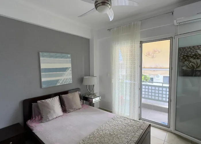 Nikos & Eleni Maisonette Néa Fókaia