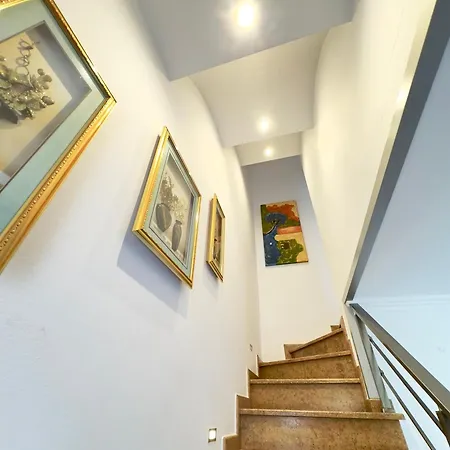 Nikos & Eleni Maisonette