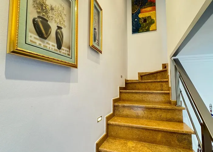 Nikos & Eleni Maisonette Apartamento Néa Fókaia